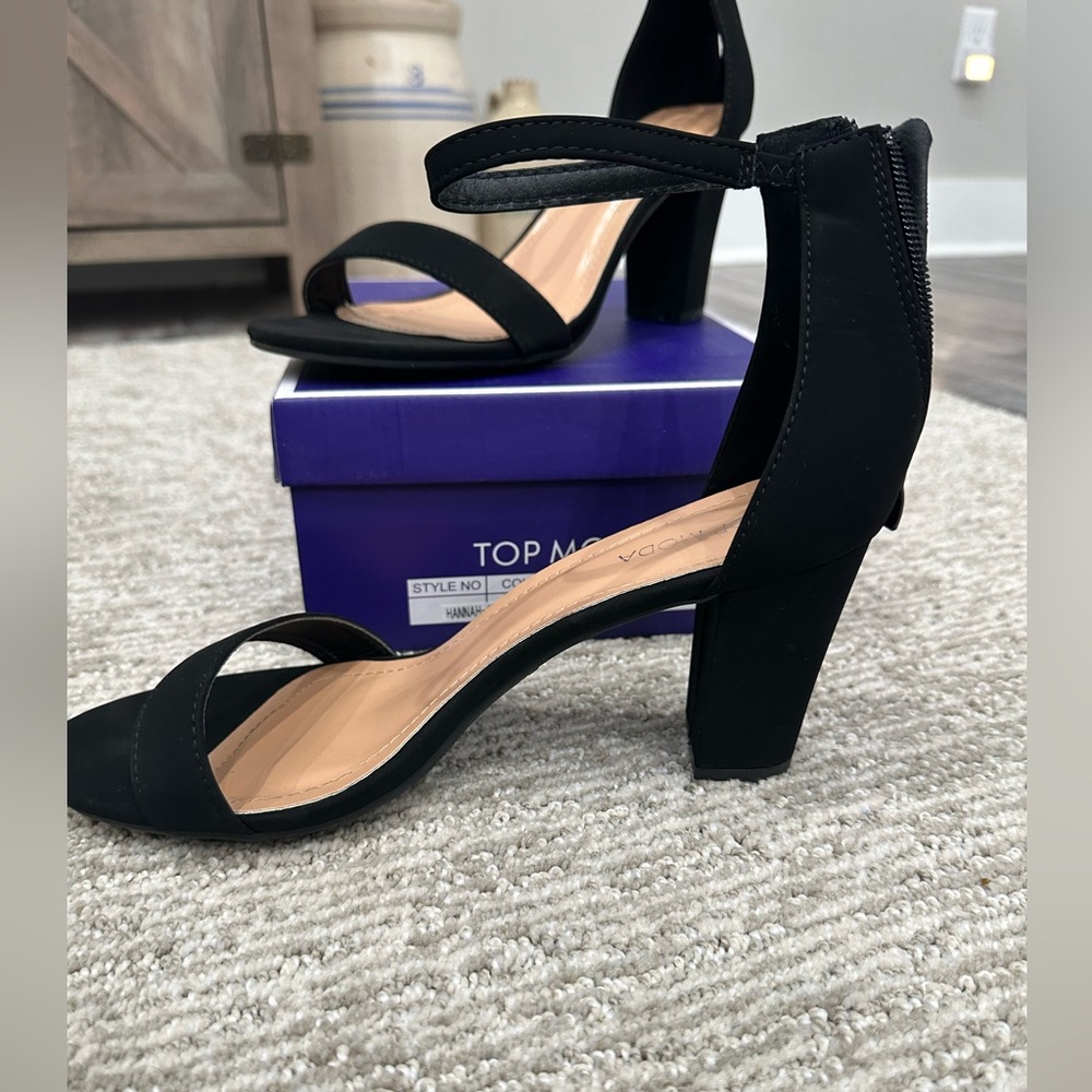 Top Moda, excellent condition, size 10 3” heel